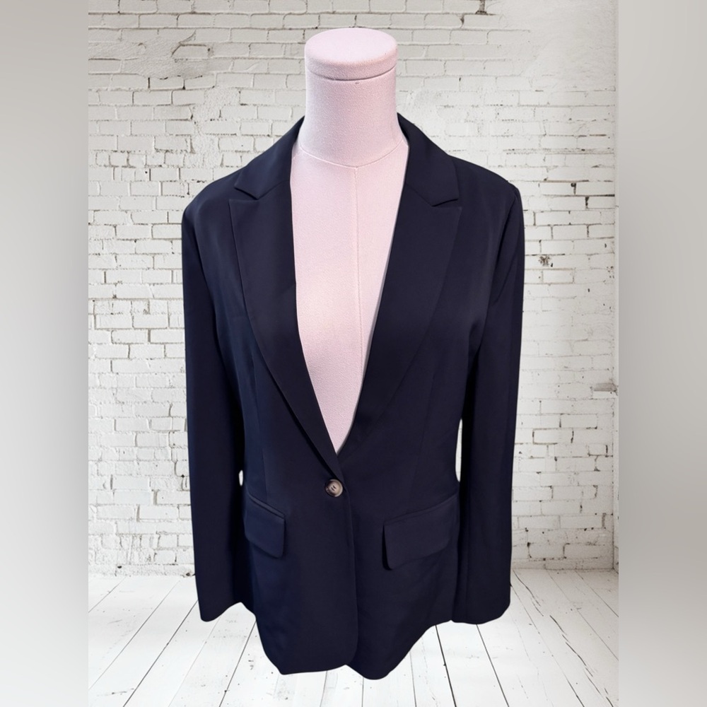 Doe & Rae Navy Lined Blazer Sz M NWOT | Rayon Blend Soft Structured Layer - Picture 2 of 6